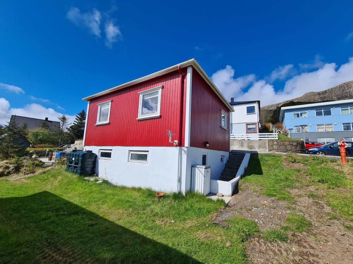 Villa Summarhus29 Tvoroyri Exterior foto